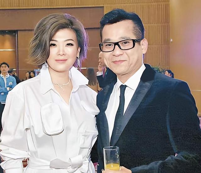 香港知名女星準備離婚,在家遭持刀恐嚇,直接將老公告上法庭