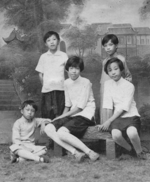 她生5男8女,40歲守寡,一手培養13個博士,教子經只有15個字