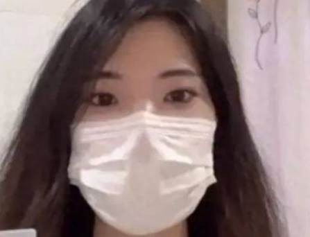 花蓮25歲女博士嫁給55歲阿聯酋富豪，新婚當晚 脫下衣服後，她驚呆了...