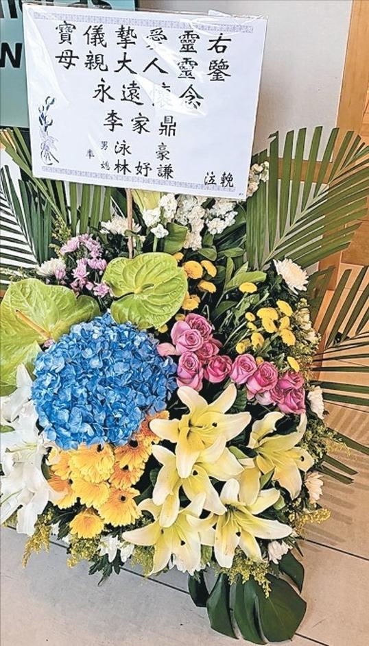 施明靈堂鬧劇！李泳漢得意微笑完勝離場 ，81 歲鼎爺心力交瘁瘦脫相