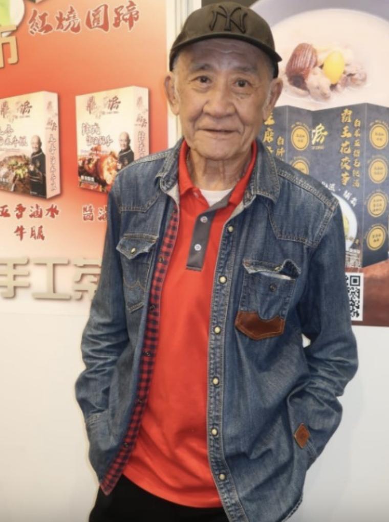 施明喪禮未辦倆兒子已反目，長子稱李家鼎被弟弟控制，還要求分產