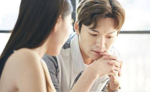 女人,對你沒興趣的樣子:就1個字