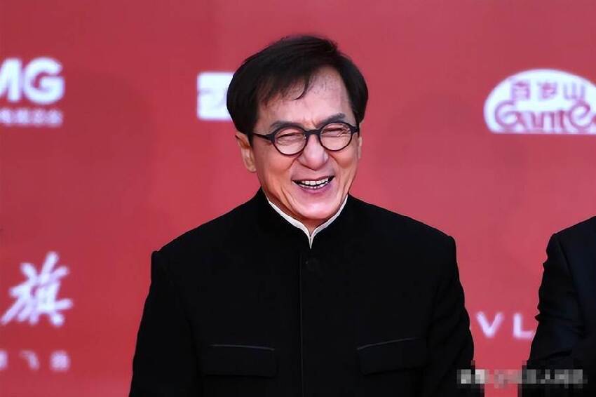 71歲火星爆成龍黑料！賣命16年月薪1萬，工傷反賠錢，狂轟其刻薄人品