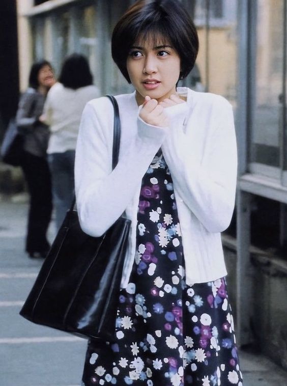 曾是全國的夢中情人!絕美女星「為愛引退卻被家暴」 49歲「氣質美貌正翻」現任男友身分驚人