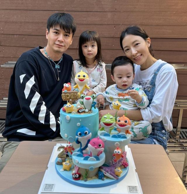 楊怡為3歲兒子辦生日派對！羅子溢大眼睛基因太強，兒子又帥又萌