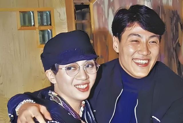 一路走好！香港知名演員突然宣布母親離世，享年100歲屬喜喪