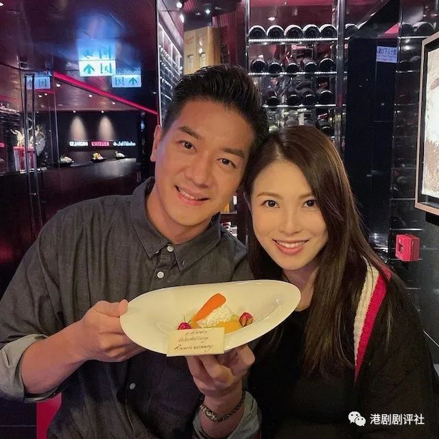 43歲TVB男星不拍劇要轉行？與富家女結婚被指吃軟飯，直言不介意