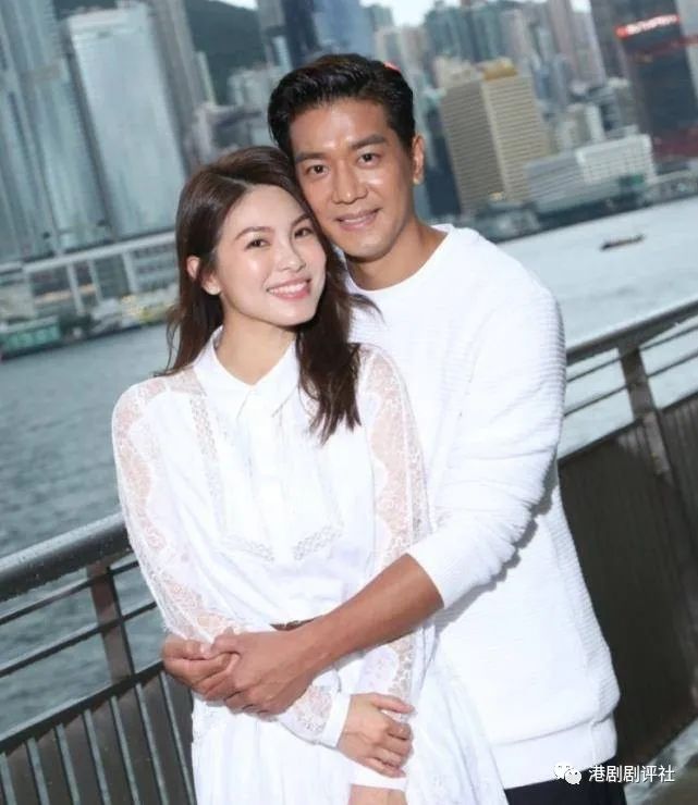 43歲TVB男星不拍劇要轉行？與富家女結婚被指吃軟飯，直言不介意