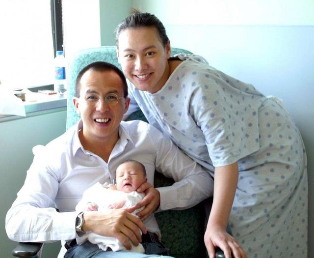 38歲梁洛施生日首認愛,曬與大9歲男友合照,新歡曾落魄到睡衣櫃