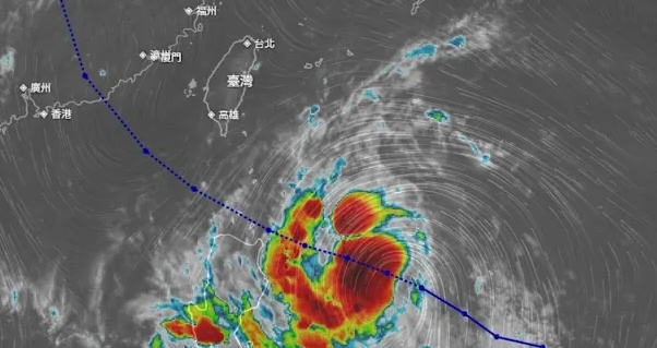 準颱紅霞加速變胖！最新預測「將從這邊登陸」嚴陣以待