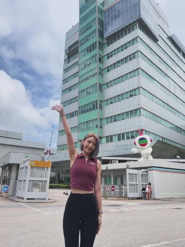 34歲功夫女星效力16年宣布離巢,一句話形容TVB心灰意冷,網友:浪費了你