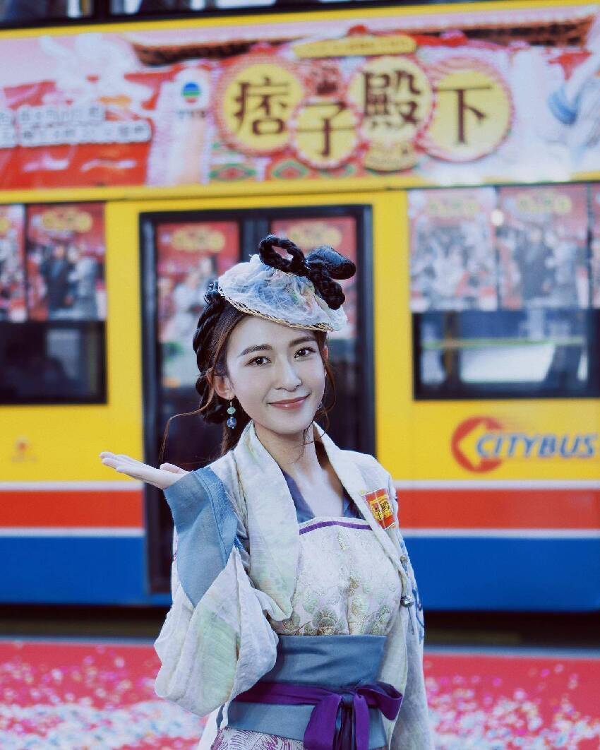 34歲功夫女星效力16年宣布離巢,一句話形容TVB心灰意冷,網友:浪費了你