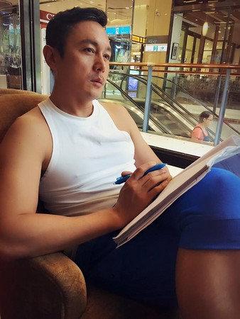 90年代當紅第一人！他被妻「騙走5000萬」留下6個非親生子　窮到只剩50元「消失10年近況曝」