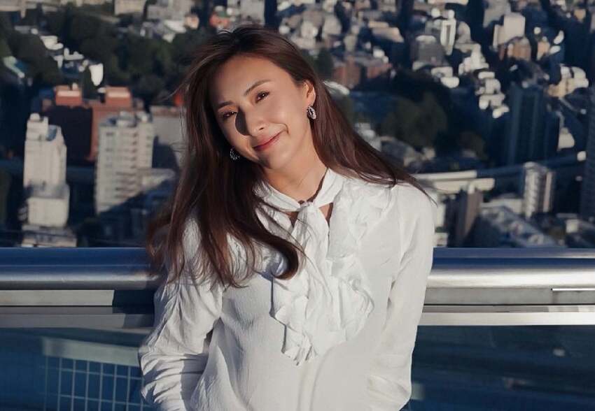 恭喜！TVB前美女主播宣布懷孕，婚後和外籍老公移居日本