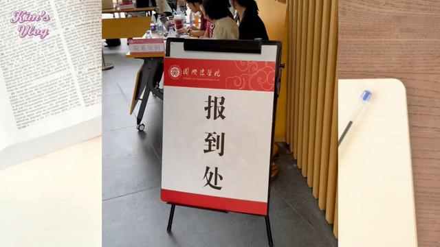 前落選港姐轉攻內地真人秀爆火！當上香港大律師又赴北京大學進修