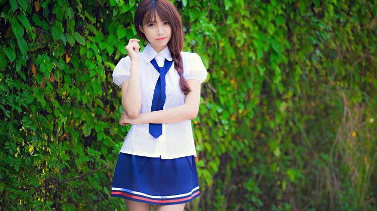 一個女人,遇到喜歡的男人時,大多有3種「反應」