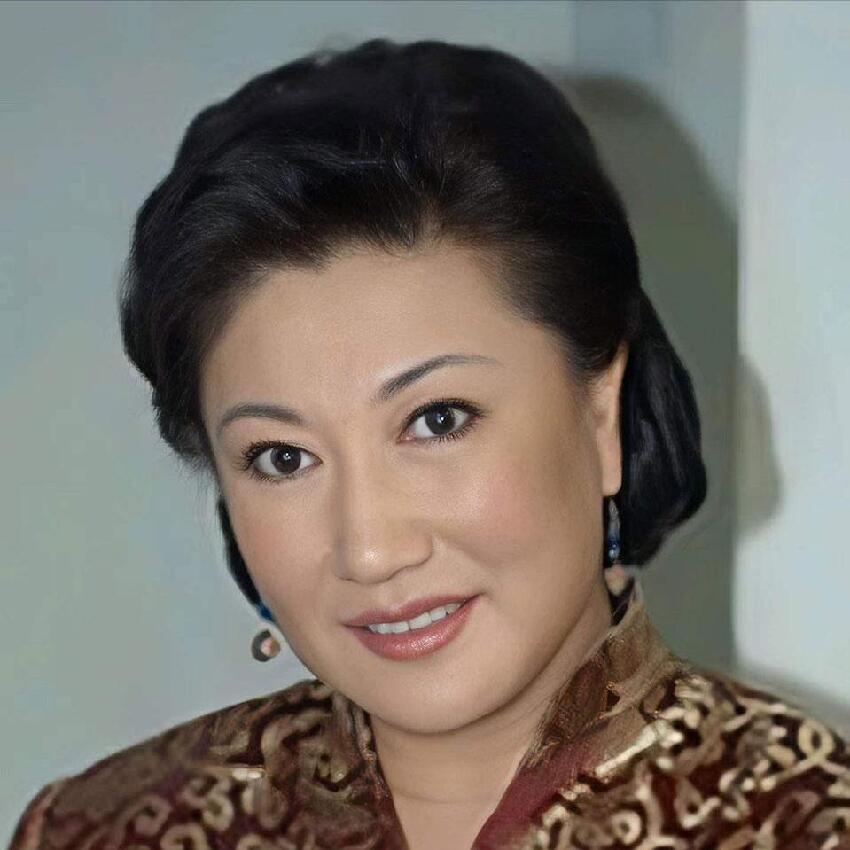 為了一個謊言！46歲資深女星「突然猝死家中」　13年後男友現身「揭露當年真相」：是我害死的...
