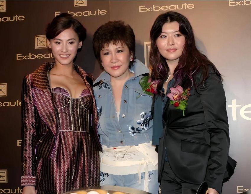 向太稱被向佑虧光幾百萬，控訴兒子心態扭曲，躺平等繼承百億家產