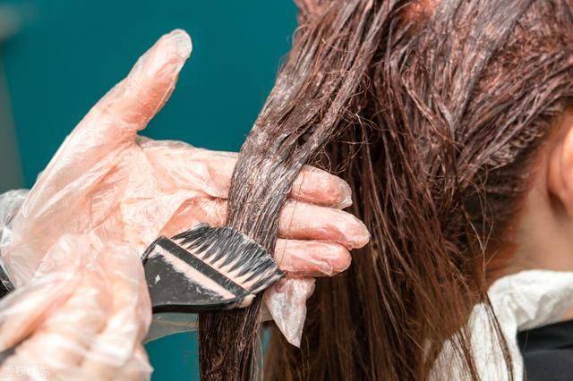 經常染髮會致癌？多久染一次好呢？提醒：注意4點，可降低風險
