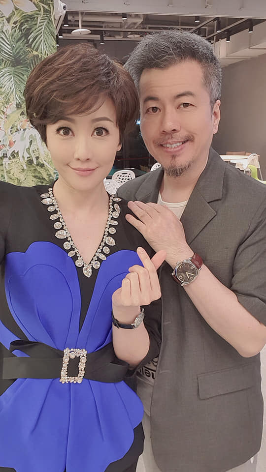 寇乃馨知道嗎？路人撞見「黃國倫帶小三」　黃國倫不避嫌竟回：「我有2個老婆...」