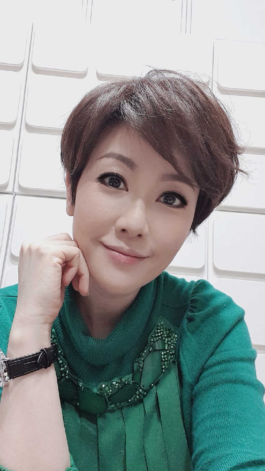 寇乃馨知道嗎？路人撞見「黃國倫帶小三」　黃國倫不避嫌竟回：「我有2個老婆...」