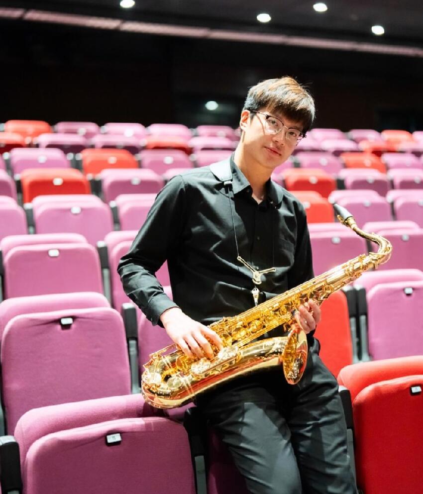 陳敏兒離世倆兒子近況曝光,32歲長子留長發玩音樂,次子做幕後