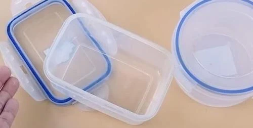 塑膠飯盒沾上油污，怎麼洗都油膩膩的，教妳3招一沖就干凈