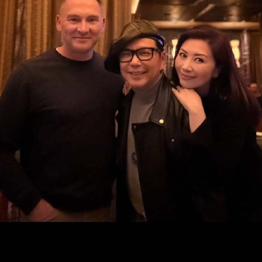 港姐冠軍近況曝光！離婚後拿到1400萬分手費，再和初戀男友結婚