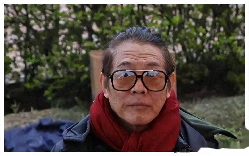 成龍老了，李連杰老了，周星馳也老了，而68的他看起來像30歲