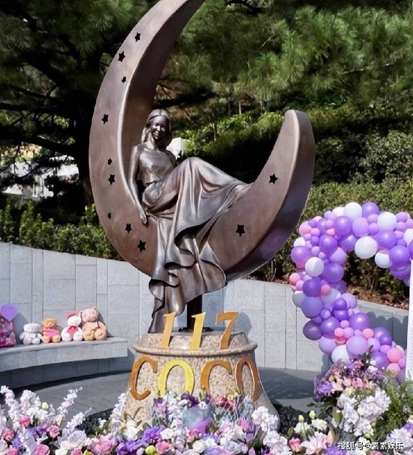 李玟51歲冥誕，墓地成為一片浪漫花海，蕭亞軒的粉絲送鮮花