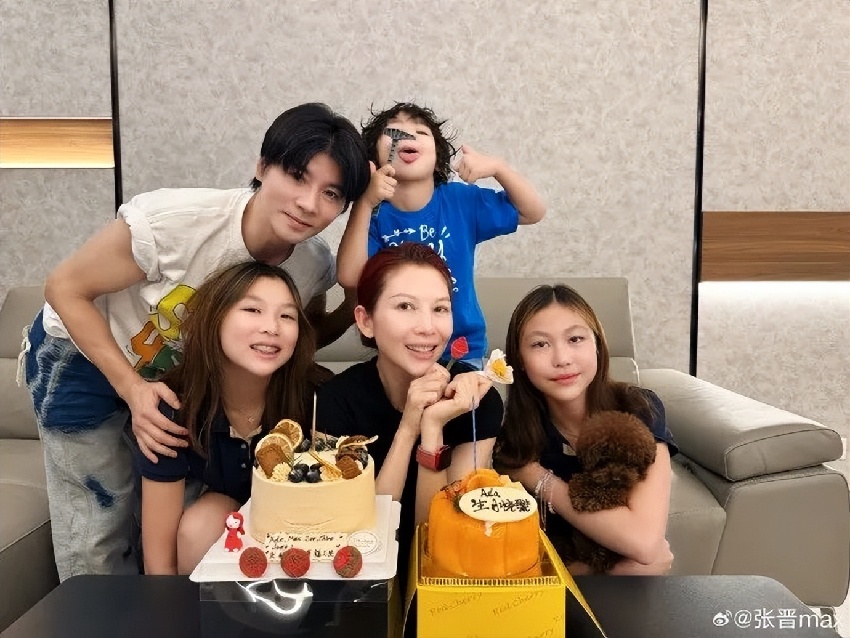蔡少芬旅行照狀態好，張晉消瘦憔悴惹擔憂，去年曾因心臟問題險死