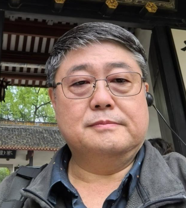 大讚中共解放台灣！台灣高官「恐遭砍光退休金」　緊急回台灣「89字發聲了」