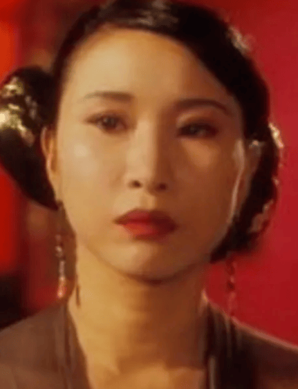 她曾是香港「三級女王」，3年連拍11部三級，如今她過得怎樣？