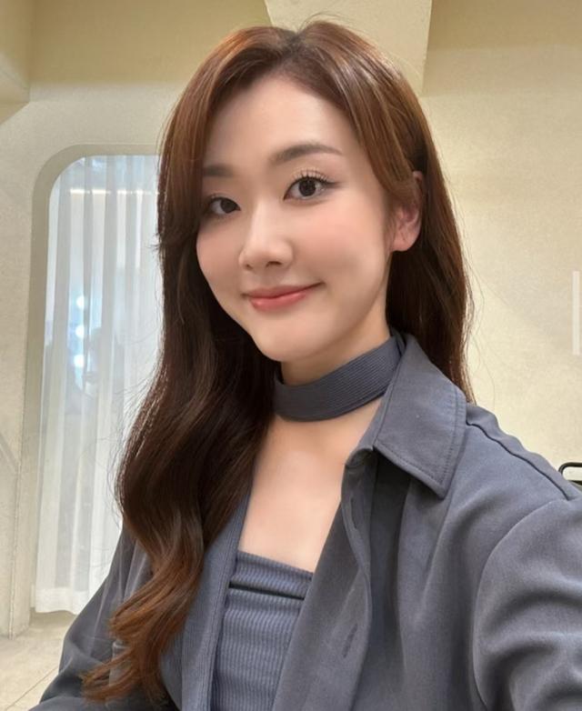 近況曝光!TVB小花迴流加拿大當主持,終熬到女一今卻等約滿離巢