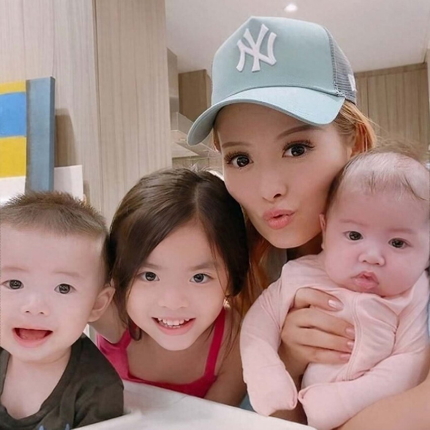 TVB前藝人四年生三娃，正式宣布封肚不再生，因升學面試壓力大