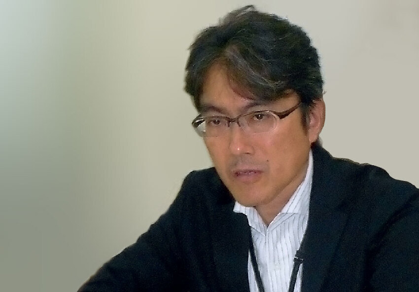政壇大老爆偷吃！5度帶情婦「用公款開房」LINE紀錄成鐵證