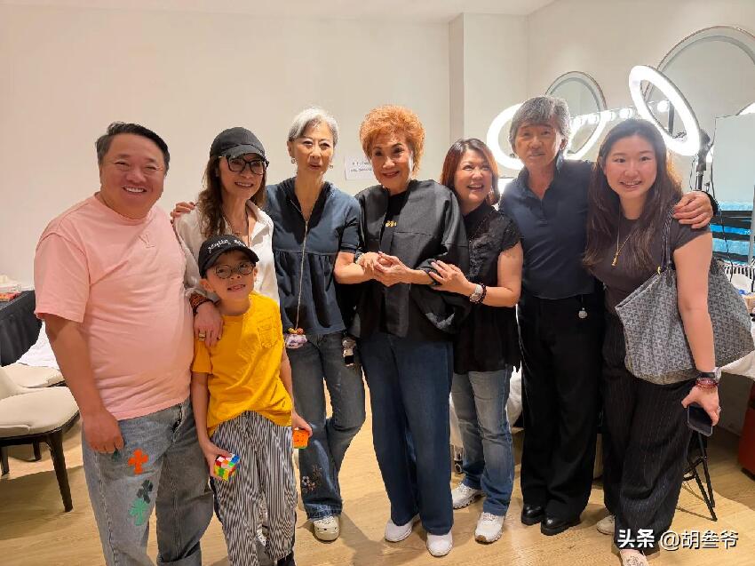 65歲葉倩文64歲楊紫瓊同框，一個緊緻一個褶多，骨相皮相區別明顯