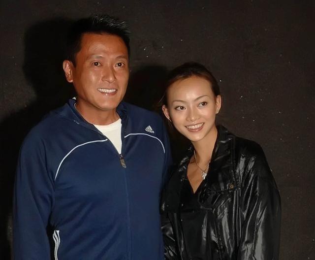香港知名男星前妻整容成癮，低調改名轉運，賣保險年薪超500萬