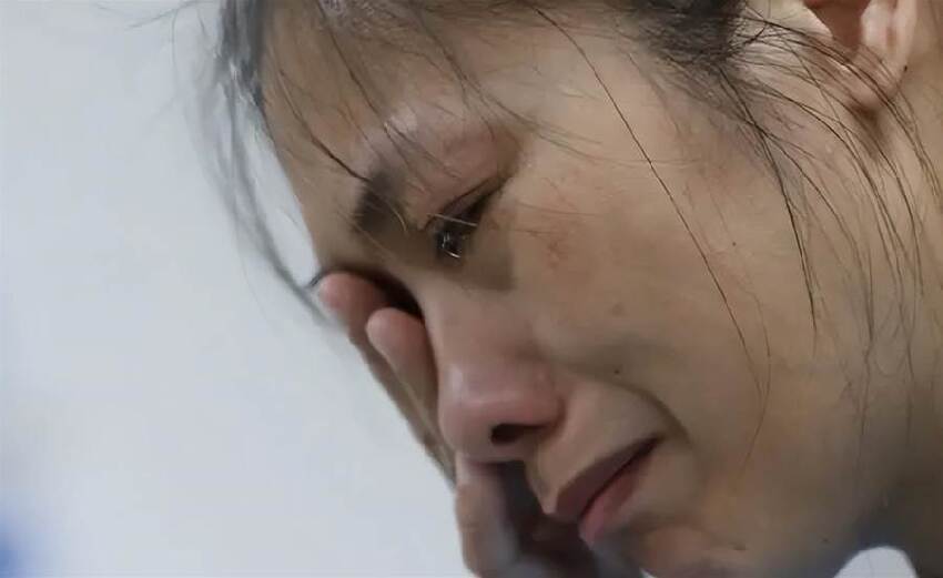 2016年,台灣32歲女孩給700多隻狗安樂死後,將最後一針給了新婚的自己:「遺言」曝光