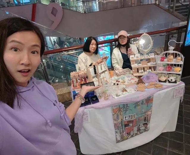 TVB女星沒劇拍淪落戶外擺攤掙錢,入行多年拍過百部劇被指查無此人
