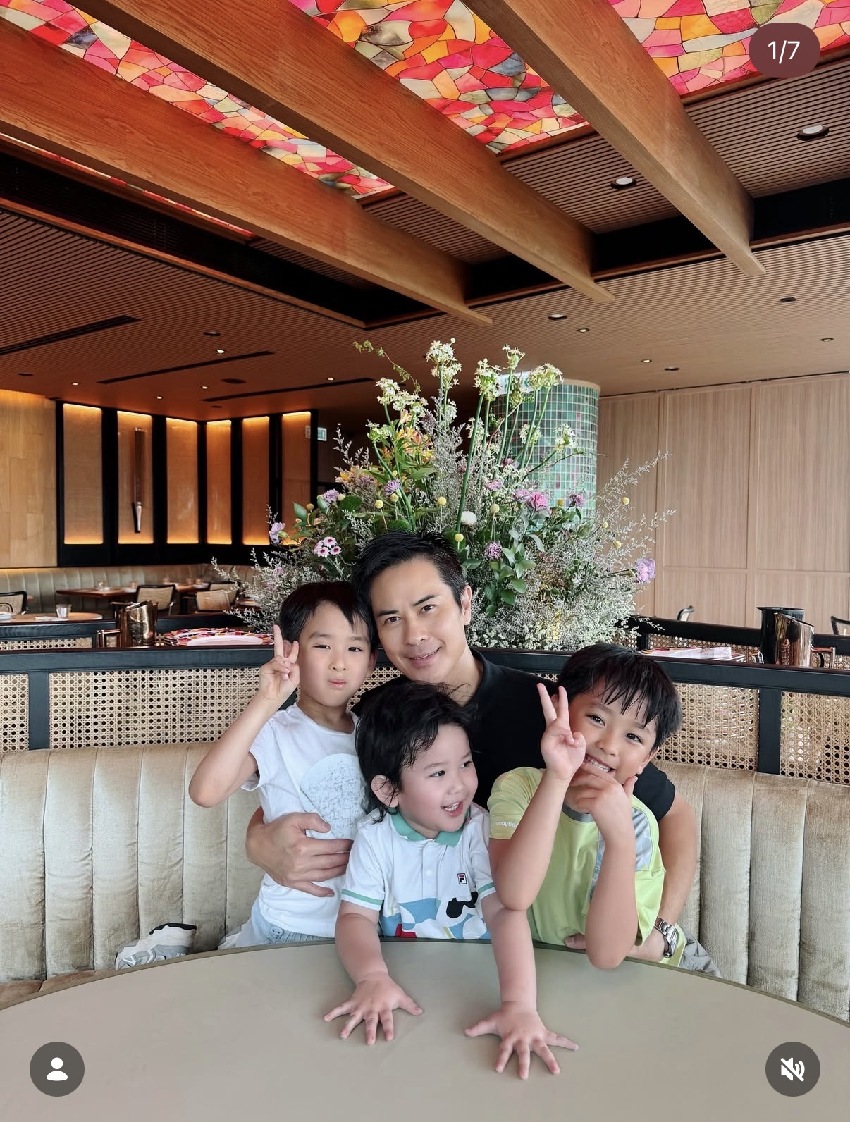 鄭嘉穎輔導兒子功課急哭,後悔讀國際學校,一年級一個漢字不認識