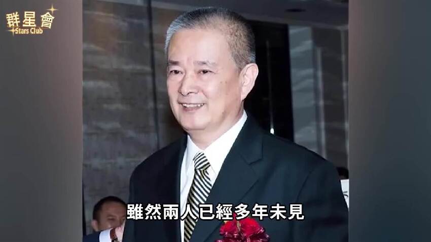 85歲石峰真實身家驚人，結婚44年嬌妻竟然是她，6棟豪宅曝光讓人意外