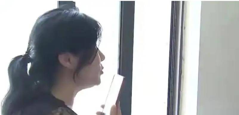 52歲女「巨嬰」:三婚三離,啃老24年,94歲母親為她做飯洗衣