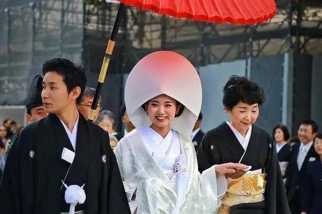 為何男人都愛看日本女人甚至想娶來做老婆？真的有那麼好嗎？帶你看看日本現狀