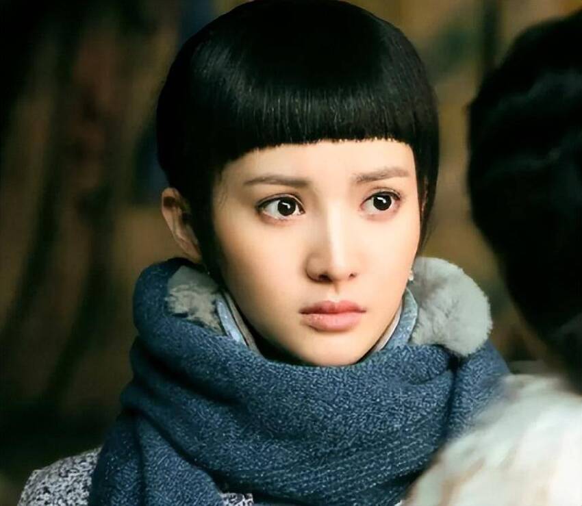 濾鏡下是美女，現實中是「女怪」！這些瘦到病態的明星，真病態