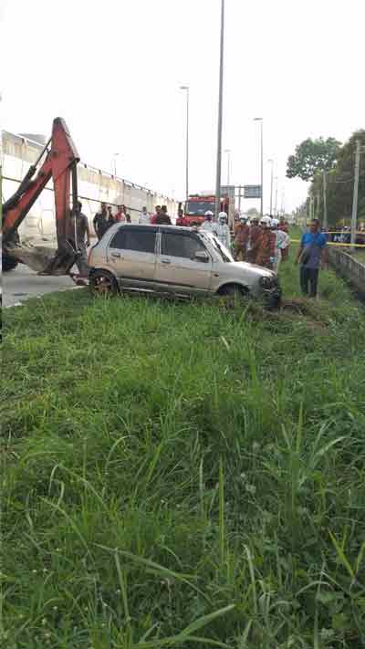 車失控撞入路旁深溝 海軍死後5天 才被發現