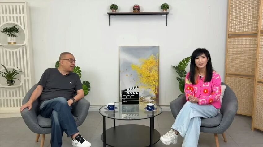 香港資深女星70歲拒擺壽宴，出道55年首開音樂會，至愛離世16年