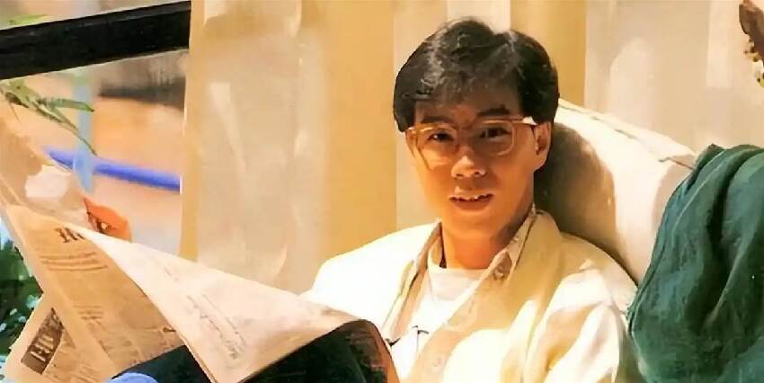 交通事故癱瘓後，被妻子扔養老院23年，昔日的「歌王」現在怎麼樣了