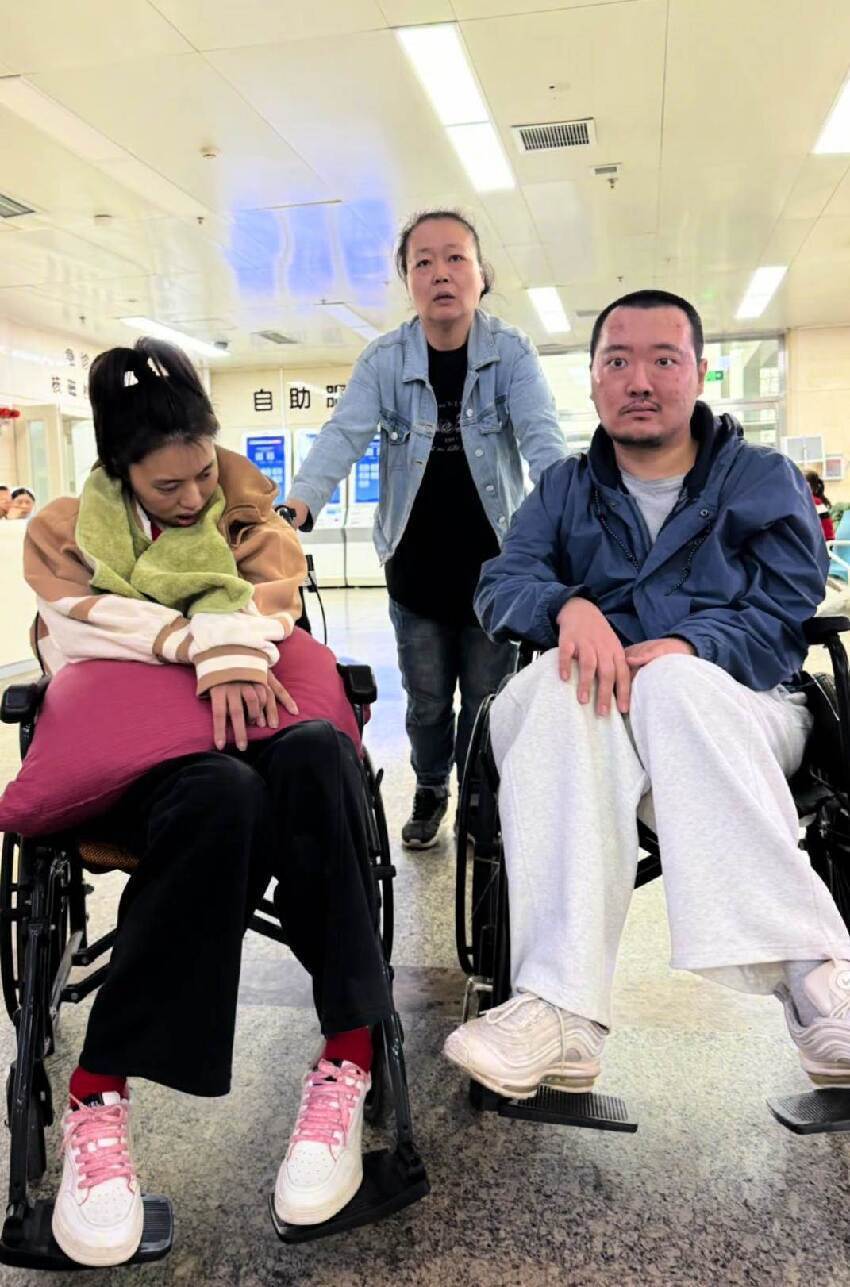 夫妻雙雙罹罕病！全球僅4例「四肢癱瘓無法說話」，被挖出「家中養這寵物」網搖頭：怎麼敢這樣...