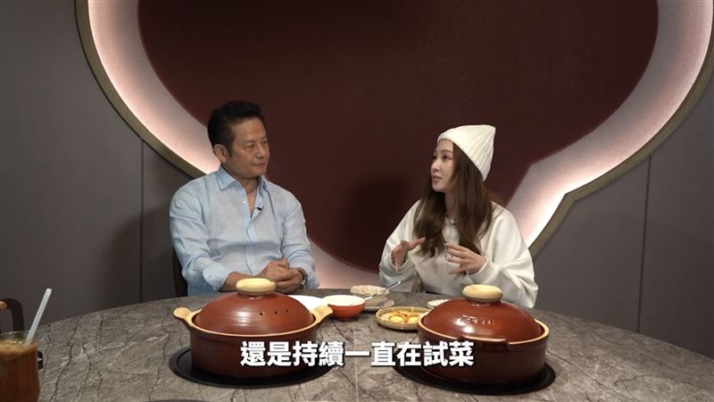 徐乃麟開箱Toyz火鍋店！說重話批評「咬下去沒熱度」：下次要熱騰騰端來